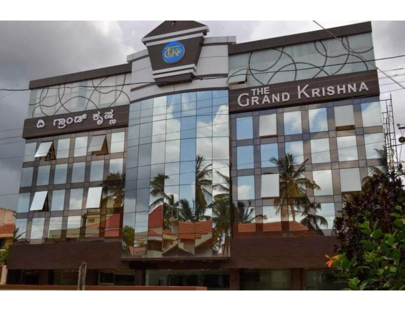 The Grand Krishna Luxury Hotel, Chikmagalūr Exterior foto
