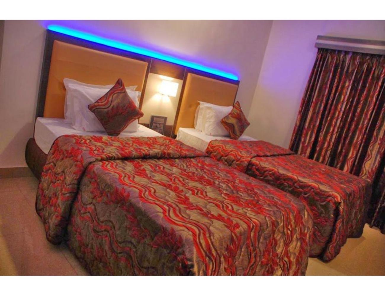 The Grand Krishna Luxury Hotel, Chikmagalūr Exterior foto